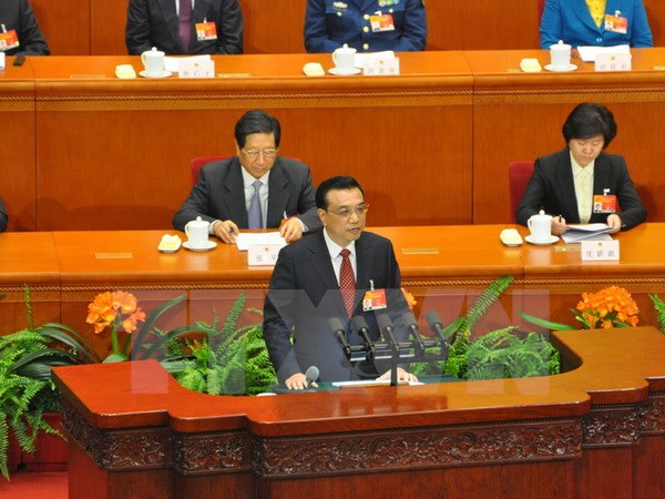 ໄຂກອງປະຊຸມສະໄໝສາມັນຄັ້ງທີ 3 ສະພາແຫ່ງຊາດ ຈີນ ຊຸດທີ 12