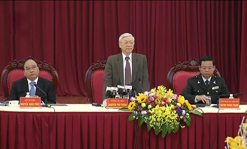 ທ່ານເລຂາທິການໃຫຍ່ຫງວຽນຟູ໋ຈ້ອງເຮັດວຽກກັບອົງການກວດກາລັດຖະບານ