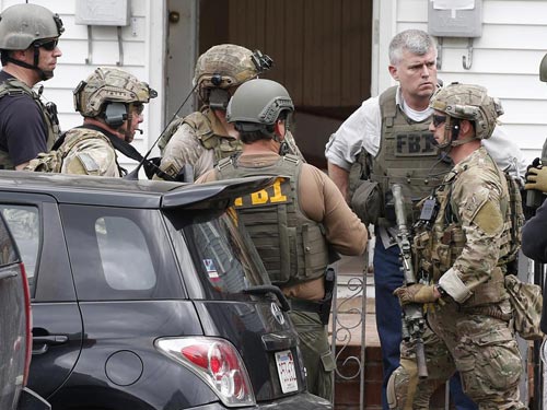 ອາເມລິກາ ຈັບຕົວ 6 ຄົນທີ່ກ່ຽວຂ້ອງເຖິງກຸ່ມປະກອບອາວຸດ IS