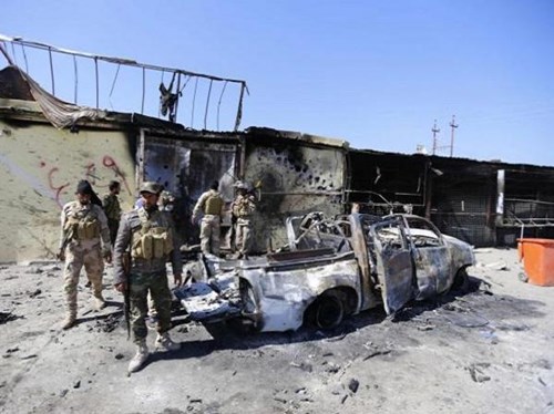 ການວາງລະເບີດສະຫລະຊີບຢູ່ອີຣັກເຮັດໃຫ້ຫລາຍຄົນຖືກເສຍຊີວິດແລະຮັບບາດເຈັບ