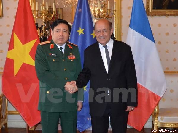 ຫວຽດນາມແລະຝລັ່ງເພີ່ມທະວີການພົວພັນປ້ອງກັນຊາດ