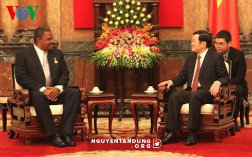 ຫວຽດນາມແລະກູບາເພີ່ມທະວີການຮ່ວມມື,ແລກປ່ຽນໃນຂະແໜງສານ