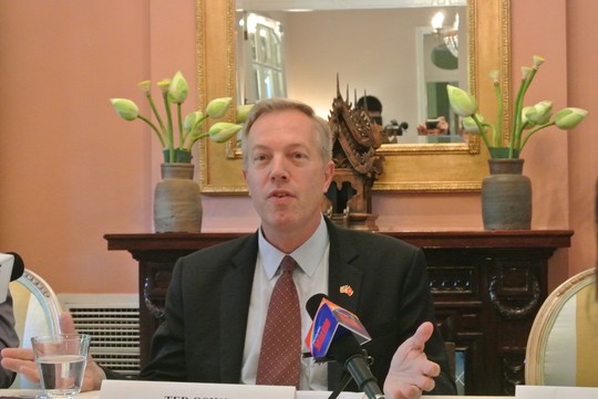 ເລຂາທິການໃຫຍ່ຫງວຽນຟູ໋ຈ້ອງເດີນທາງຢ້ຽມຢາມອາເມລິກາຢ່າງເປັນທາງການ