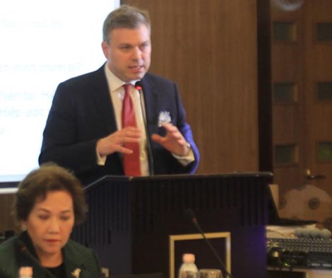 ແບ່ງປັນບົດຮຽນກ່ຽວກັບການຫັນກົດໝາຍໃນການສ້າງປະຊາຄົມອາຊຽນໃຫ້ມີຄວາມກົມກ່ຽວ