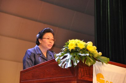 ສານຊົມເຊີຍຫົວໜ້າຄະນະພົວພັນຕ່າງປະເທດສູນກາງພັກປະຊາຊົນປະຕິວັດລາວ