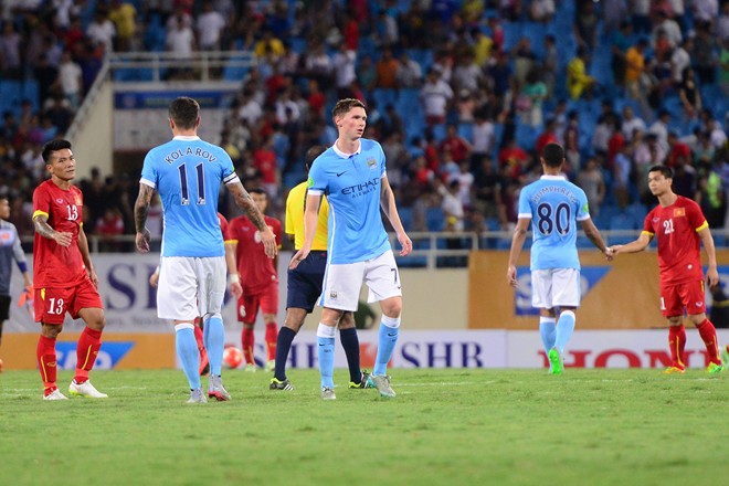 ຜູ້ຕາງຫນ້າສະໂມສອນMachesterCityຕີລາຄາສູງການຢ້ຽມຢາມແລະແຂ່ງຂັນບານເຕະຢູ່ຫວຽດນາມ