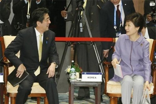 ນາຍົກລັດຖະມົນຕີຍີ່ປຸ່ນສະແດງຄວາມຫວັງຢາກພົບປະກັບປະທານາທິບໍດີສເກົາຫລີ