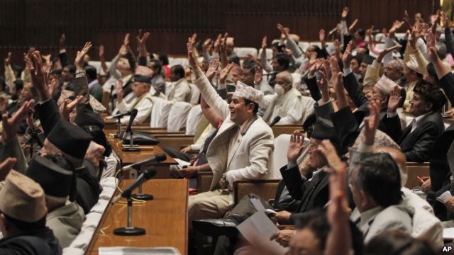 Nepalປ່ອນບັດກ່ຽວກັງຮ່າງລັດຖະທຳມະນູນສະບັບໃໝ່