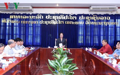 ທ່ານນາງຮອງປະທານປະເທດຫງວຽນທິຢວານພົບປະກັບເຈົ້າແຂວງໆວຽງຈັນ