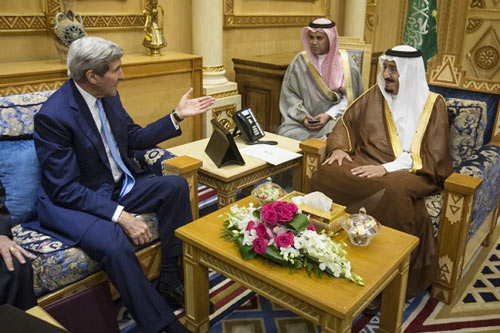 ລັດຖະມົນຕີການຕ່າງປະເທດອາເມລິກາໄປເຖິງຊາອຸດີອາຣາເບຍເພື່ອປຶກສາຫາລືກ່ຽວກັບຊີຣີ