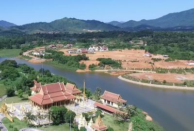 ຈັດຕັ້ງສັບປະດາ “ມະຫາສາມັກຄີບັນດາເຜົ່າ-ມໍລະດົກວັດທະນະທຳຫວຽດນາມ“