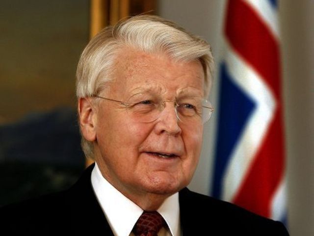 ປະທານາທິບໍດີສ.ອາຍແລນແລະພັນລະຍາເລີ່ມຕົ້ນການຢ້ຽມຢາມທາງລັດຖະກິດເຖິງຫວຽດນາມ