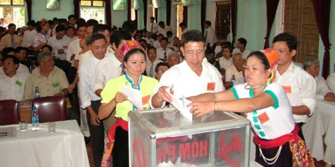 ບັນດາບັນຫາສຳຄັນພິເສດຂອງປະເທດຊາດຄວນຍົກອອກມາເພື່ອລົງປະຊາມະຕິ