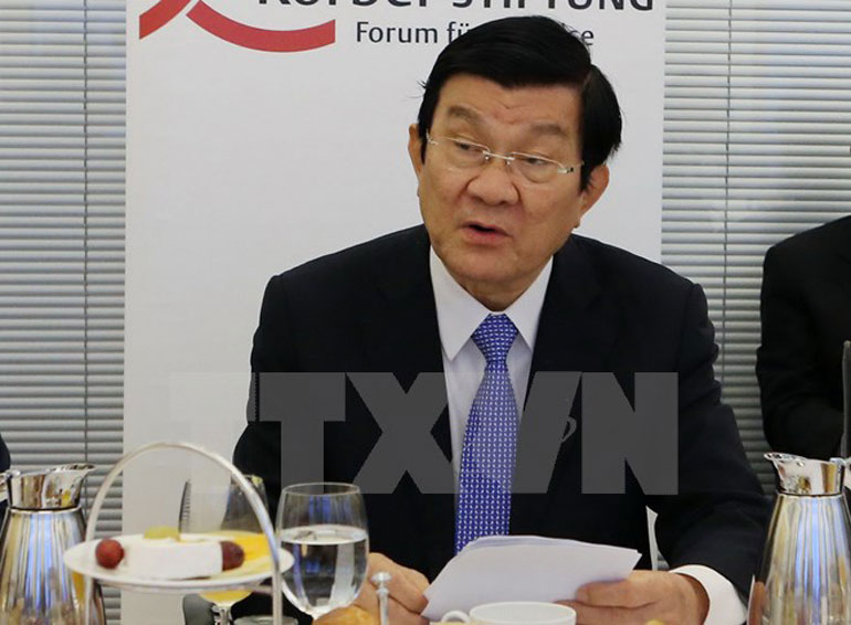 ທ່ານປະທານປະເທດເຈືອງເຕີນຊາງເຂົ້າຮ່ວມເວທີປາໄສວິສາຫະກິດຫວຽດນາມ-ເຢຍລະມັນ