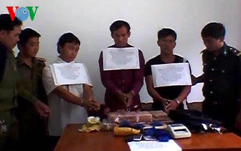 ກອງປະຊຸມກ່ຽວກັບວຽກງານສົມທົບກັນປ້ອງກັນ,ຕ້ານຢາເສບຕິດຂ້າມຊາຍແດນຫວຽດນາມ-ລາວ