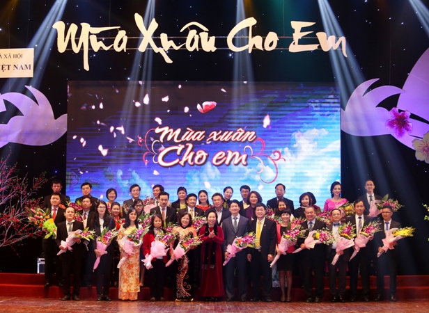 ລາຍການພົບປະແລກປ່ຽນສະແດງສິລະປະ“ລະດູບານໃໝ່ໃຫ້ນ້ອງ”ຄັ້ງທີ9