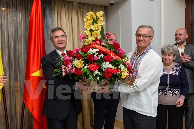 ພິທີສະເຫຼີມສະຫຼອງ50ປີແຫ່ງວັນສ້າງຕັ້ງສະມາຄົມມິດຕະພາບຢູແກຼນ-ຫວຽດນາມ