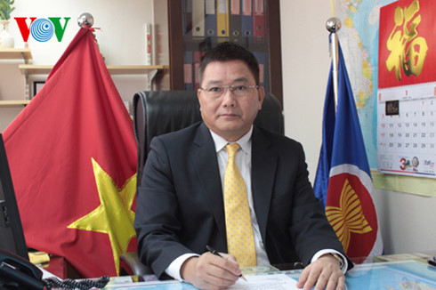 ສະມາຊິກພັກກອມມູນິດຫວຽດນາມຢູ່ຮົງກົງແລະມາເກົາເຊື່ອໝັ້ນຜົນສຳເລັດຂອງກອງປະຊຸມໃຫຍ່ຂອງພັກ