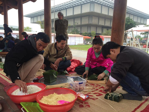 ໄຂລາຍການ“ບຸນເຕັດຫວຽດ”ຢູ່ຫໍພິພິດຕະພັນຮ່າໂນ້ຍ