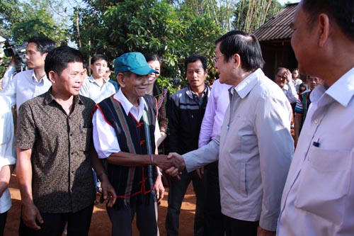 ປະທານປະເທດເຈືອງເຕີ໋ນຊາງເຮັດວຽກຢູ່ແຂວງດັກນົງ