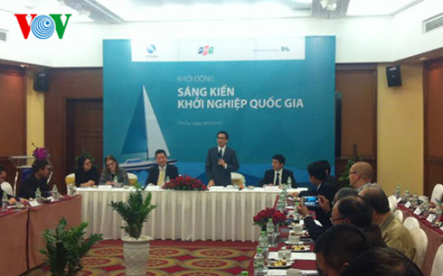 ນຳໃຊ້ວິທະຍາສາດ, ເຕັກໂນໂລຢີຂໍ້ມູນຂ່າວສານແລະໝູນໃຊ້ທ່າແຮງເຊື່ອມຕໍ່ກັບໂລກເພື່ອດຳເນີນອາຊີບ