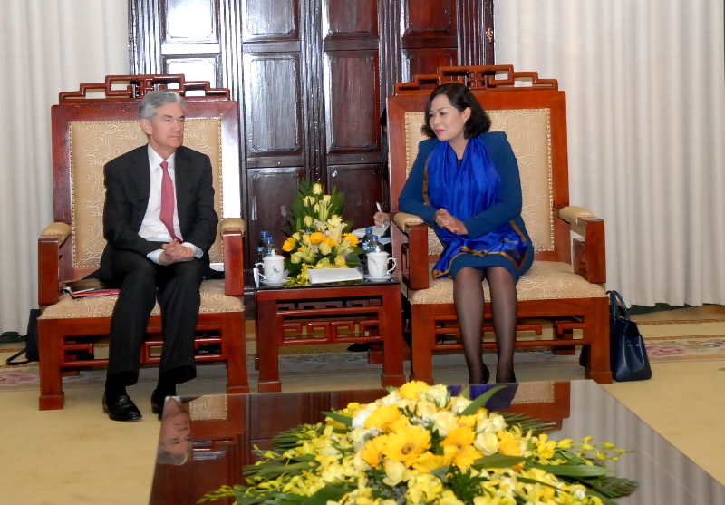 ຮອງຜູ້ວ່າການທະນາຄານແຫ່ງລັດຕ້ອນຮັບສະມາຊິກສະພາຜູ້ວ່າການກົມສະສົມສະຫະລັດອາເມລິກາ