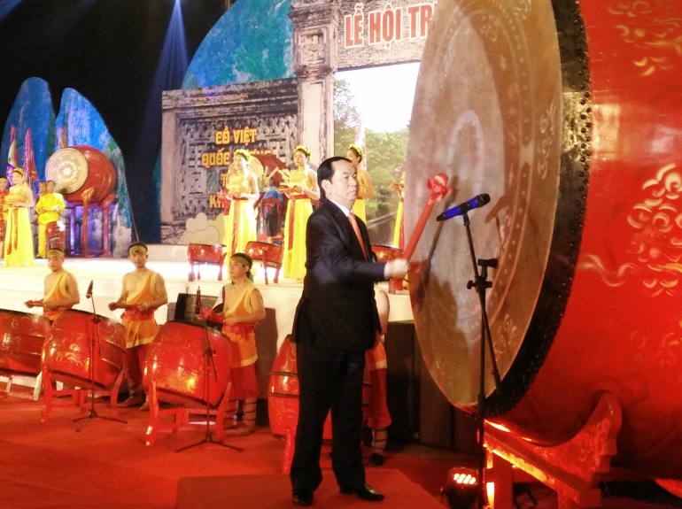 ທ່ານປະທານປະເທດເຂົ້າຮ່ວມພິທີໄຂງານບຸນປະເພນີເຈື່ອງອຽນປີ2016