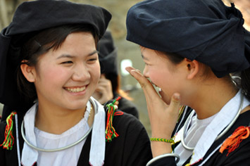 ຍ້ອງຍໍແມ່ຍິງຊົນເຜົ່າສ່ວນໜ້ອຍເປັນແບບຢ່າງທີ່ດີເດັ່ນ 100 ຄົນ