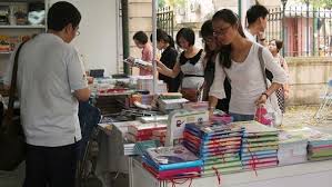 ວັນປື້ມຫວຽດນາມຢູ່ແຂວງກຽນຢາງ