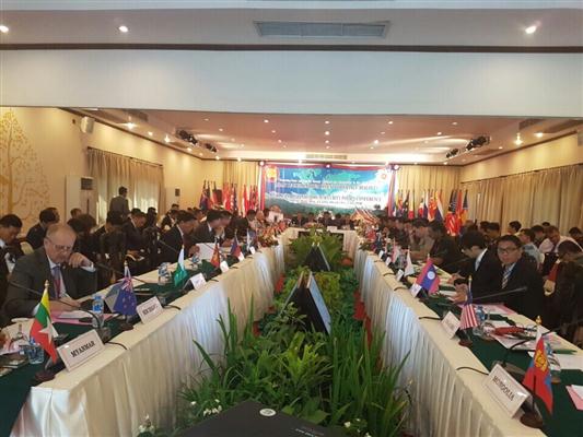 ໄຂກອງປະຊຸມນະໂຍບາຍປ້ອງກັນຄວາມສະຫງົບເວທີປາໄສພາກພື້ນອາຊຽນຄັ້ງທີ 13