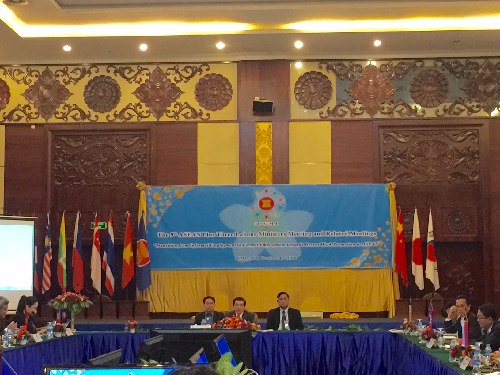 ລັດຖະມົນຕີແຮງງານບັນດາປະເທດອາຊຽນເຫັນດີຕໍ່ບັນຫາຍົກຍ້າຍຄົນງານ