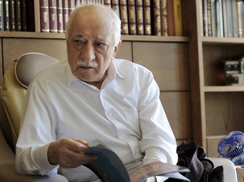ບາດຫຼວງGulenກ່າວຫາປະທານາທິບໍດີErdoganຈັດການລັດຖະປະຫານ