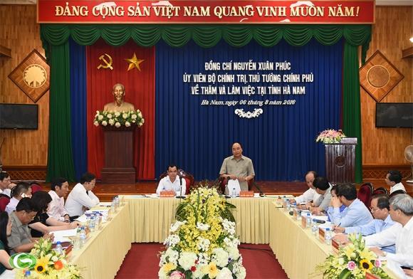 ທ່ານນາຍົກລັດຖະມົນຕີຫງວຽນຊວນຟຸກ:ແຂວງຮ່ານາມຄວນຍູ້ແຮງການຫັນຕົວເມືອເປັນທັນສະໄຫມ