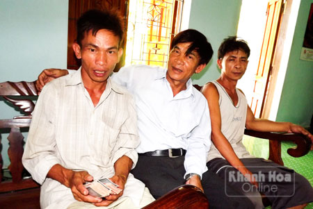 ລະດົມກຳລັງໃຈຜູ້ປະສົບເຄາະຮ້າຍຜ່ານຜ່າຄວາມເຈັບປວດ,ບື່ນຕົວຂຶ້ນໃນຊີວິດການເປັນຢູ່